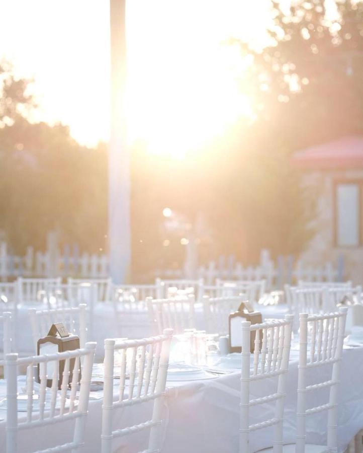 カラハユット Joy Garden Bed & Breakfast エクステリア 写真